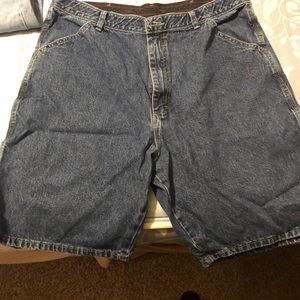 Mens carpenter jean shorts. Size 38, Wrangler. Worn once.